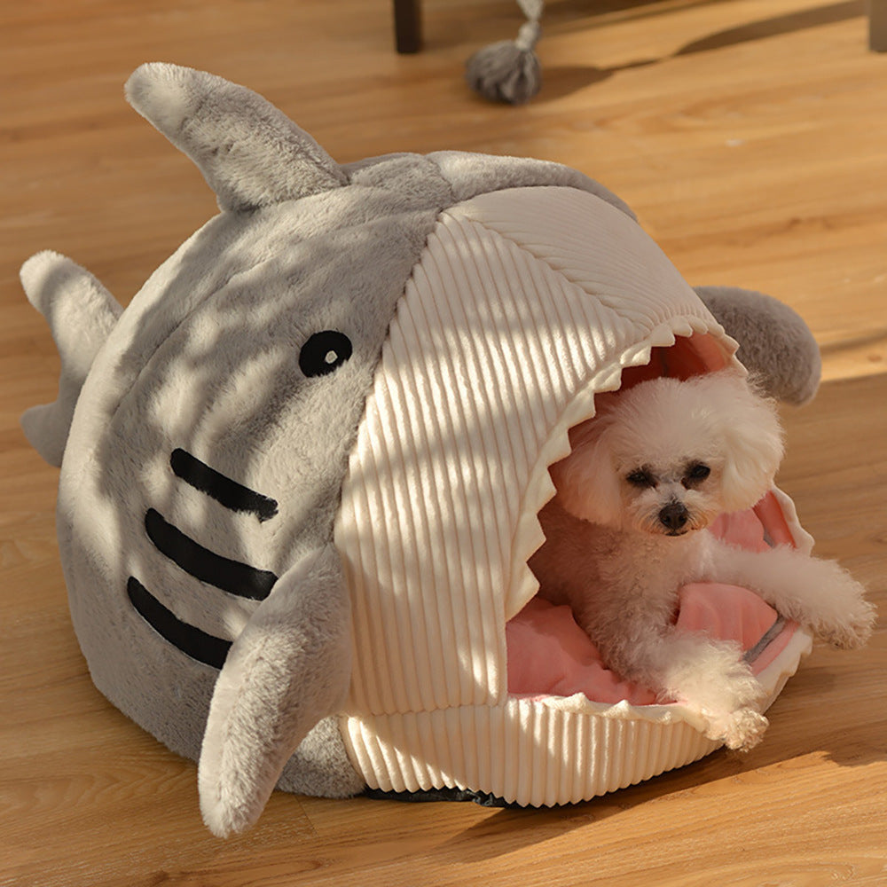 Cozy Shark Pet Nest – Semi-Closed Bed for Cats &amp; Small Dogs