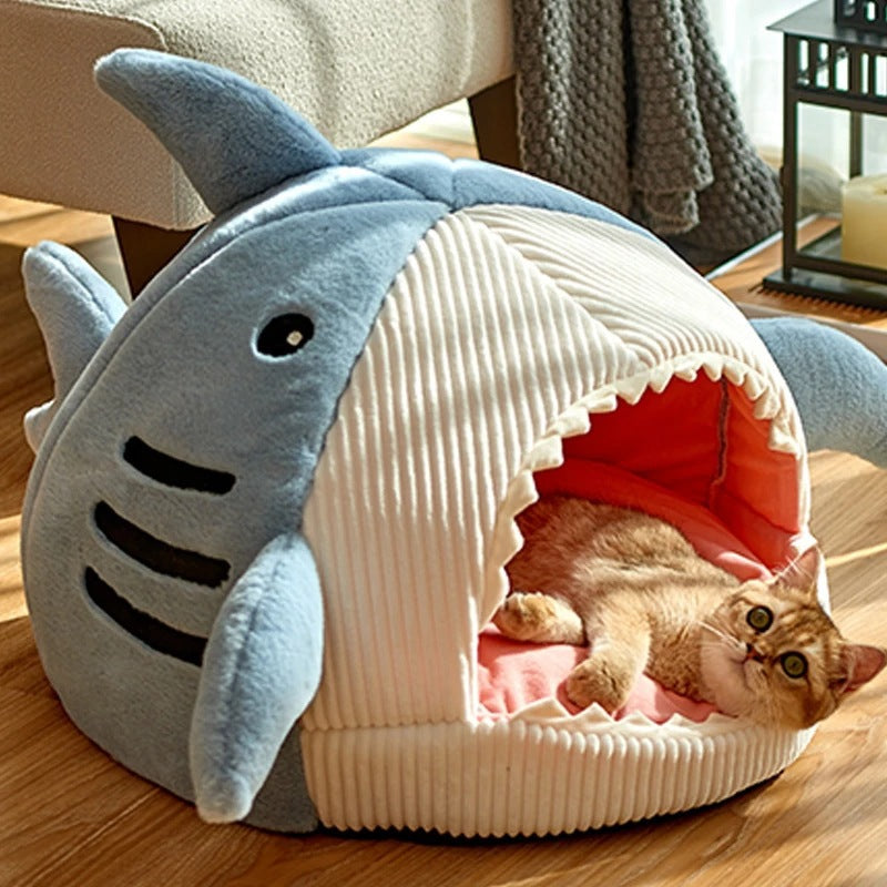 Cozy Shark Pet Nest – Semi-Closed Bed for Cats &amp; Small Dogs